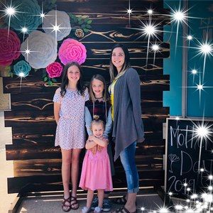 Meet your Posher, Amber